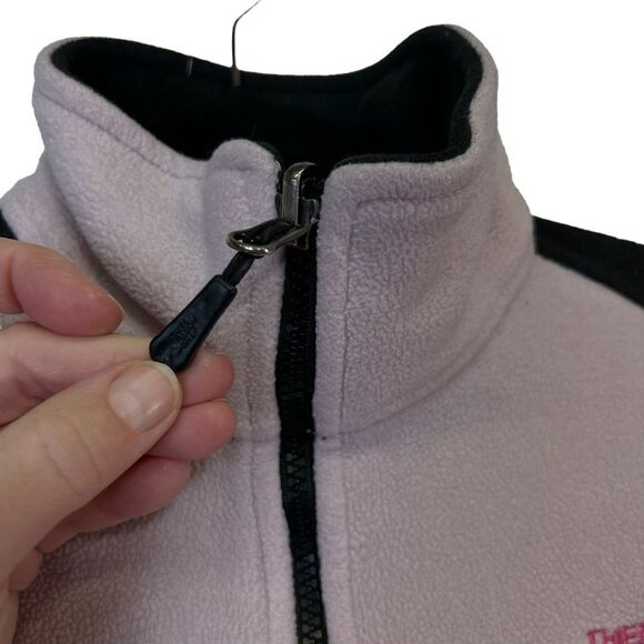 The North Face Osito Breast Cancer Awareness Fleece Zip-up Jacket xs - Picture 8 of 15